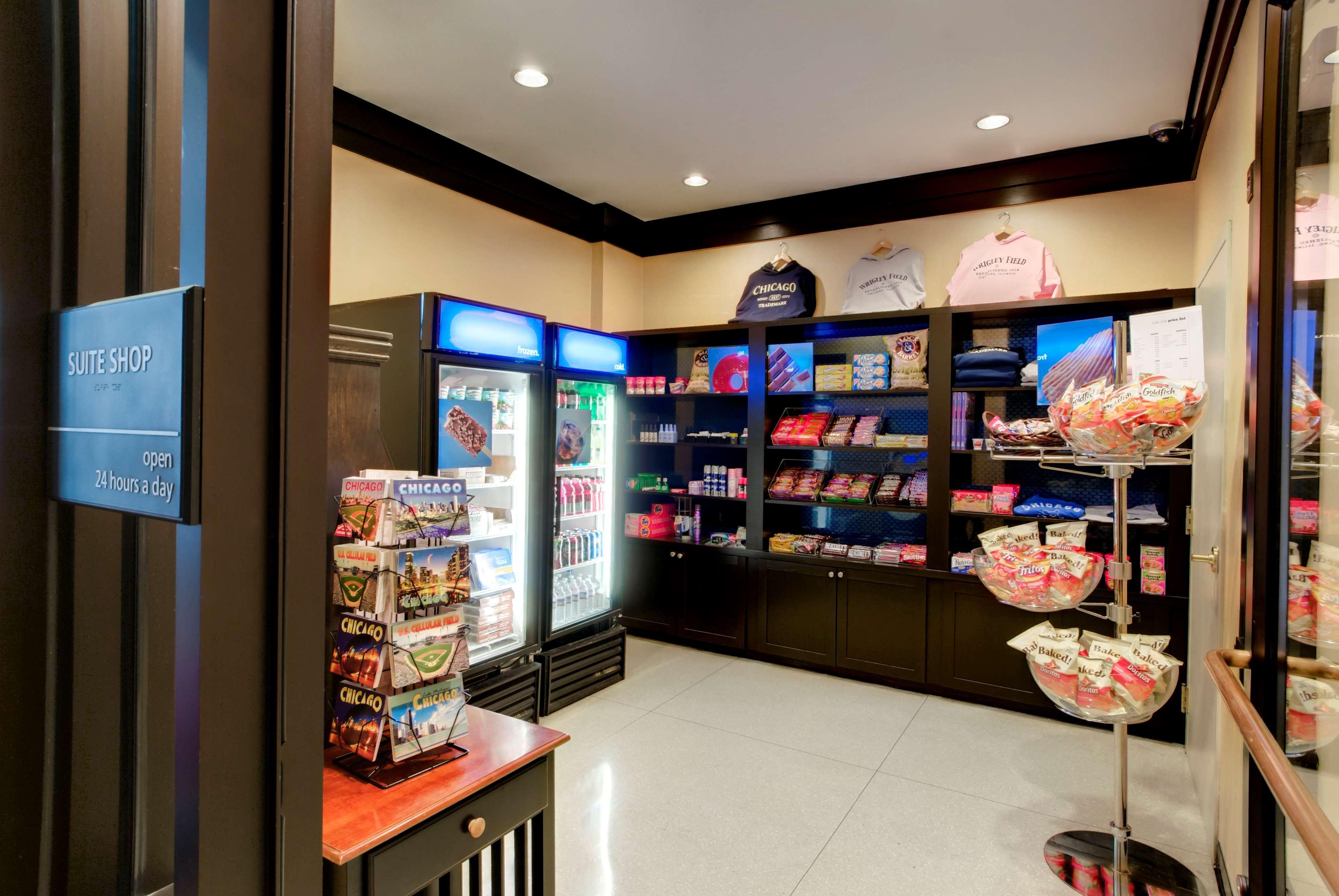 Hampton Inn & Suites Chicago-Downtown Екстер'єр фото