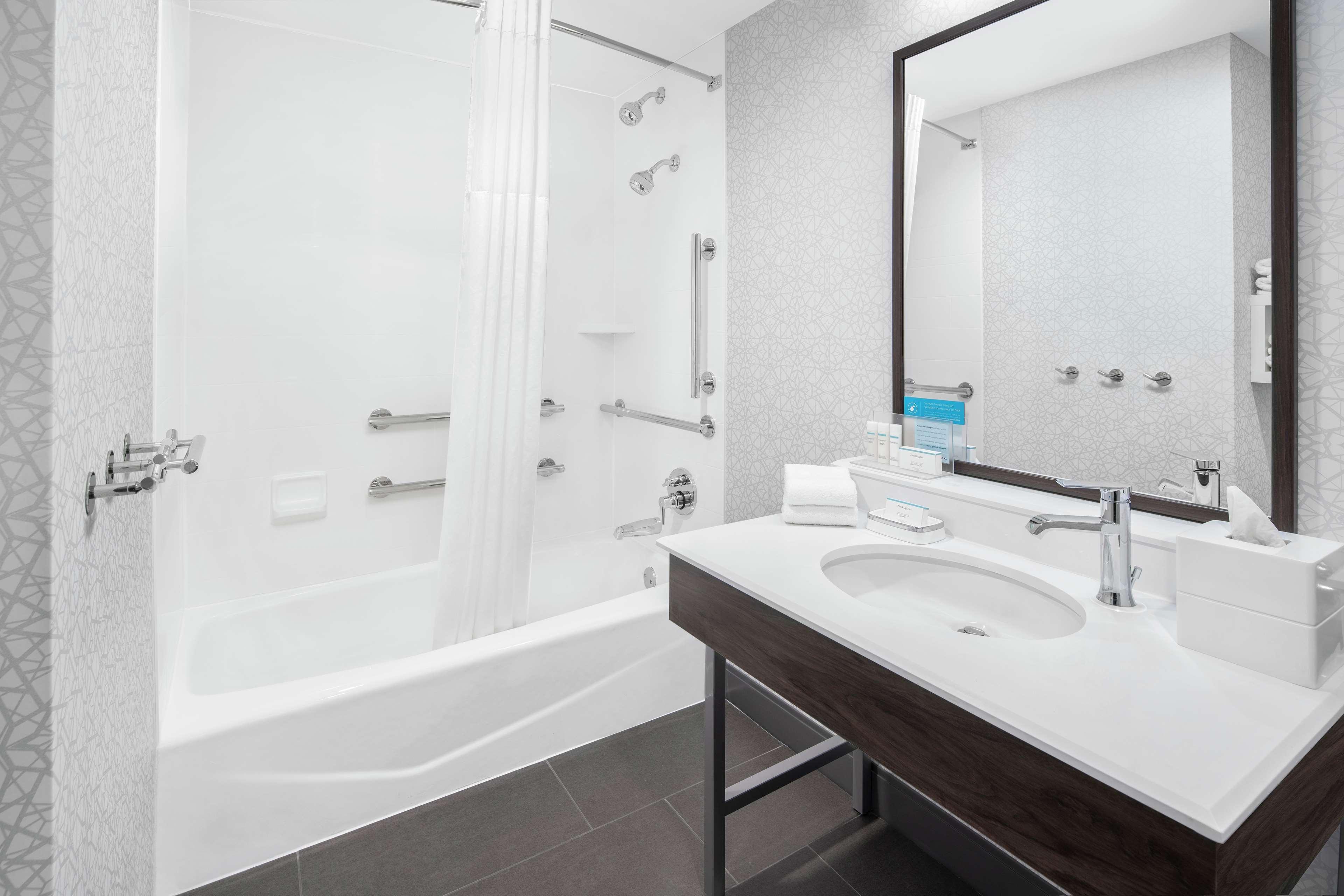 Hampton Inn & Suites Chicago-Downtown Екстер'єр фото
