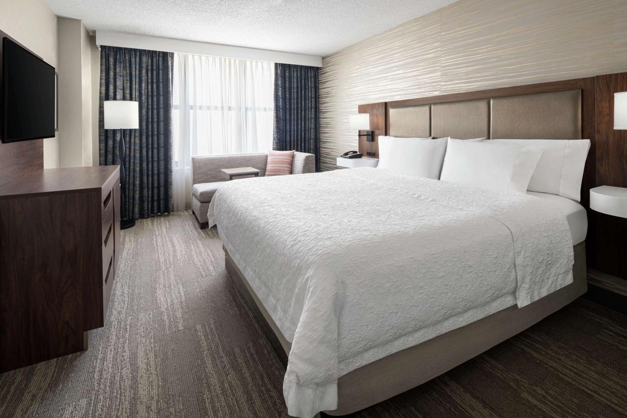 Hampton Inn & Suites Chicago-Downtown Екстер'єр фото