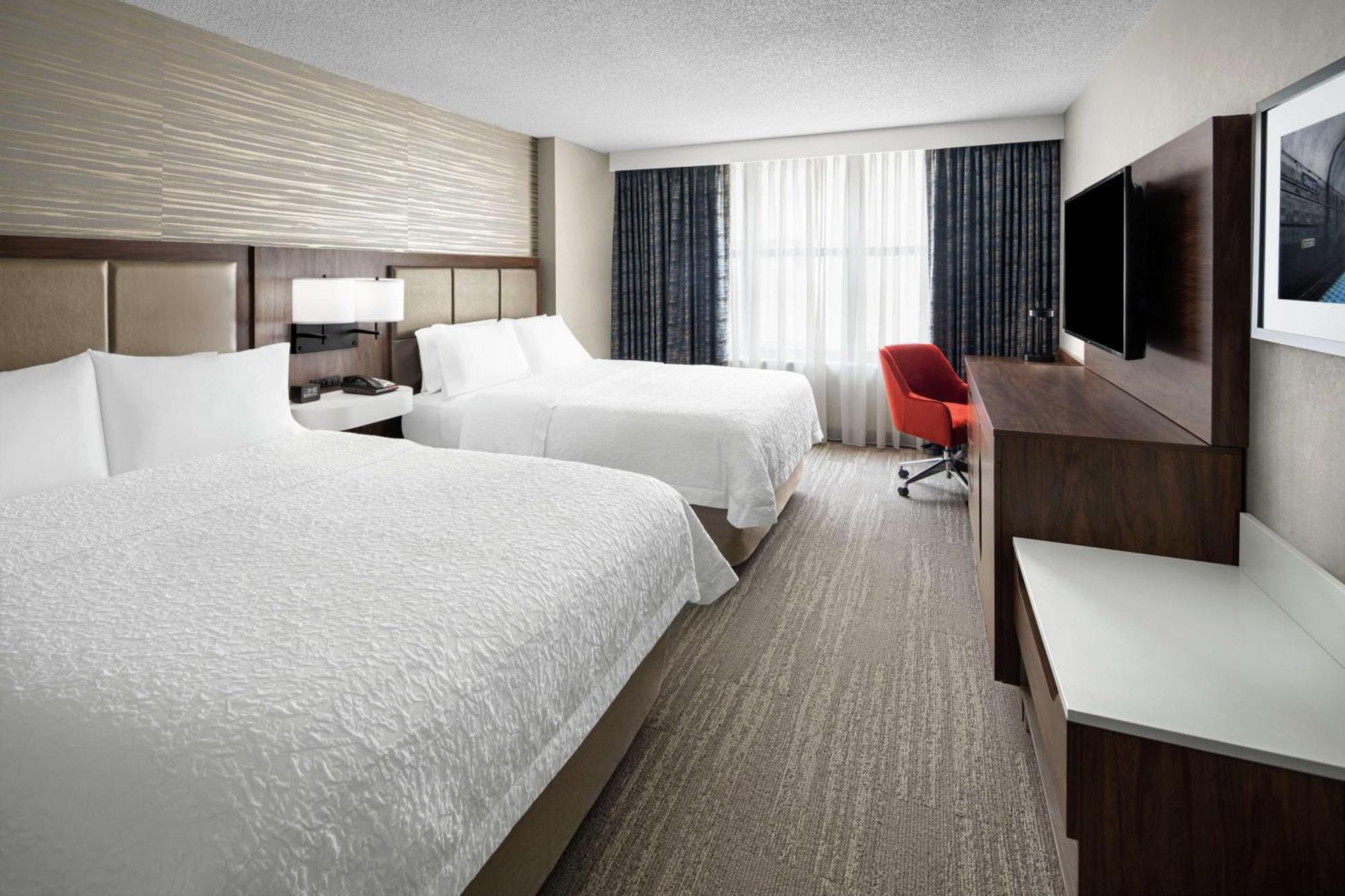 Hampton Inn & Suites Chicago-Downtown Екстер'єр фото
